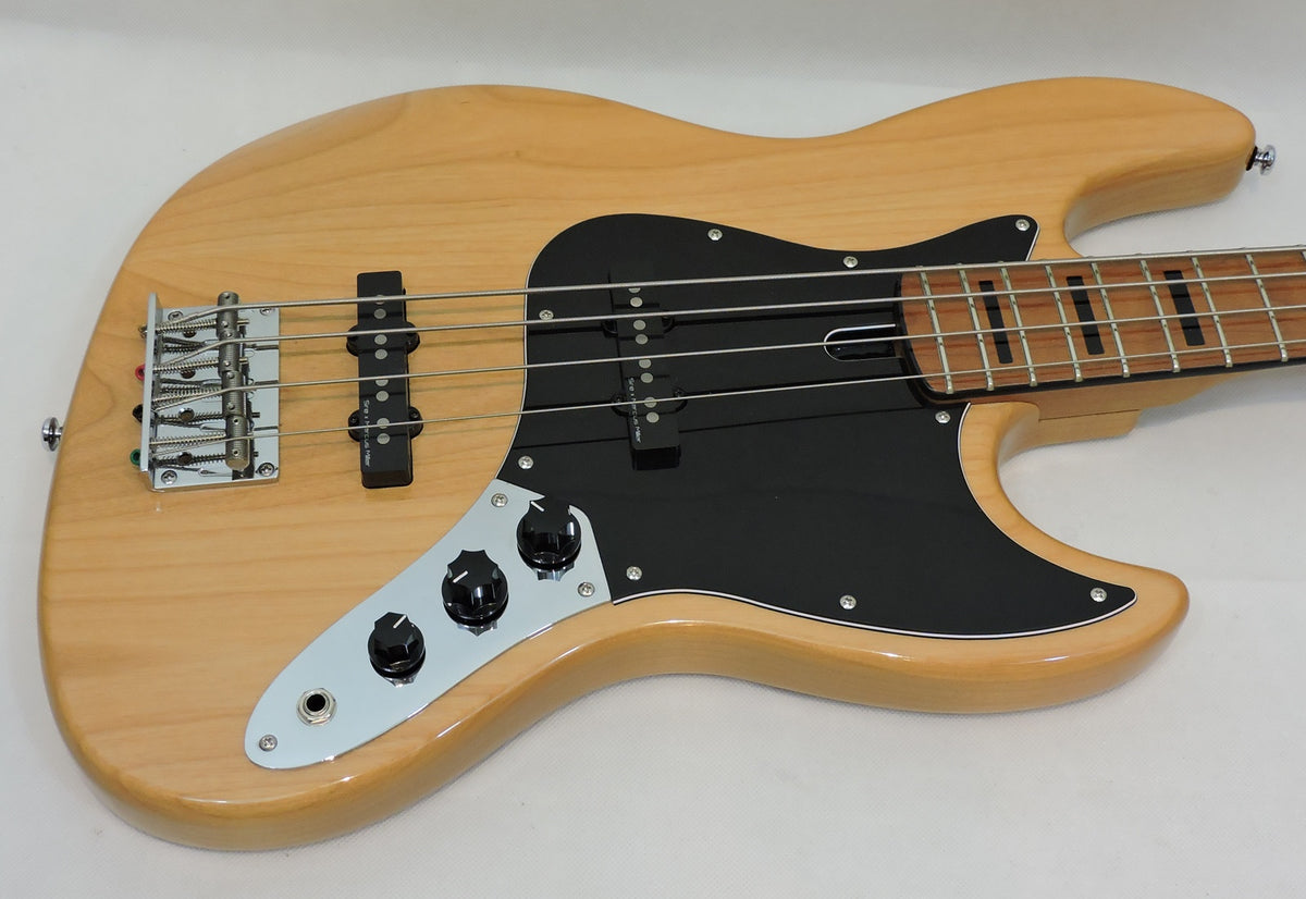 Sire V5 Bass, Natural Gloss - Used