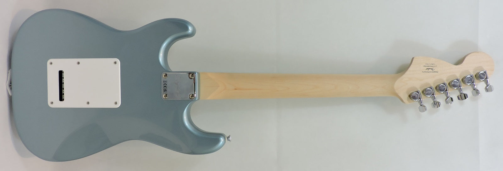 Squier Affinity Stratocaster Junior HSS, Ice Blue Metallic