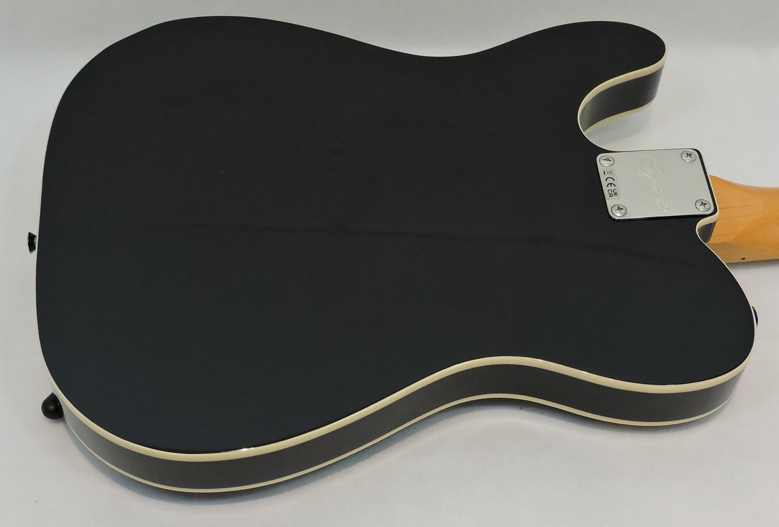 Squier Classic Vibe™ Custom Telecaster® SH with Bigsby, Black
