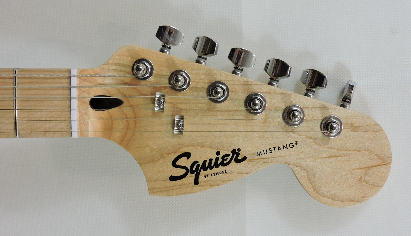 Squier Sonic Mustang, Daphne Blue