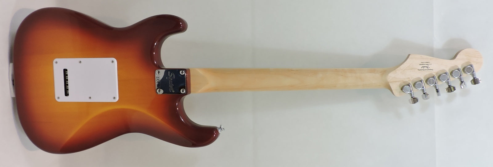 Squier Sonic Stratocaster, Sienna Sunburst