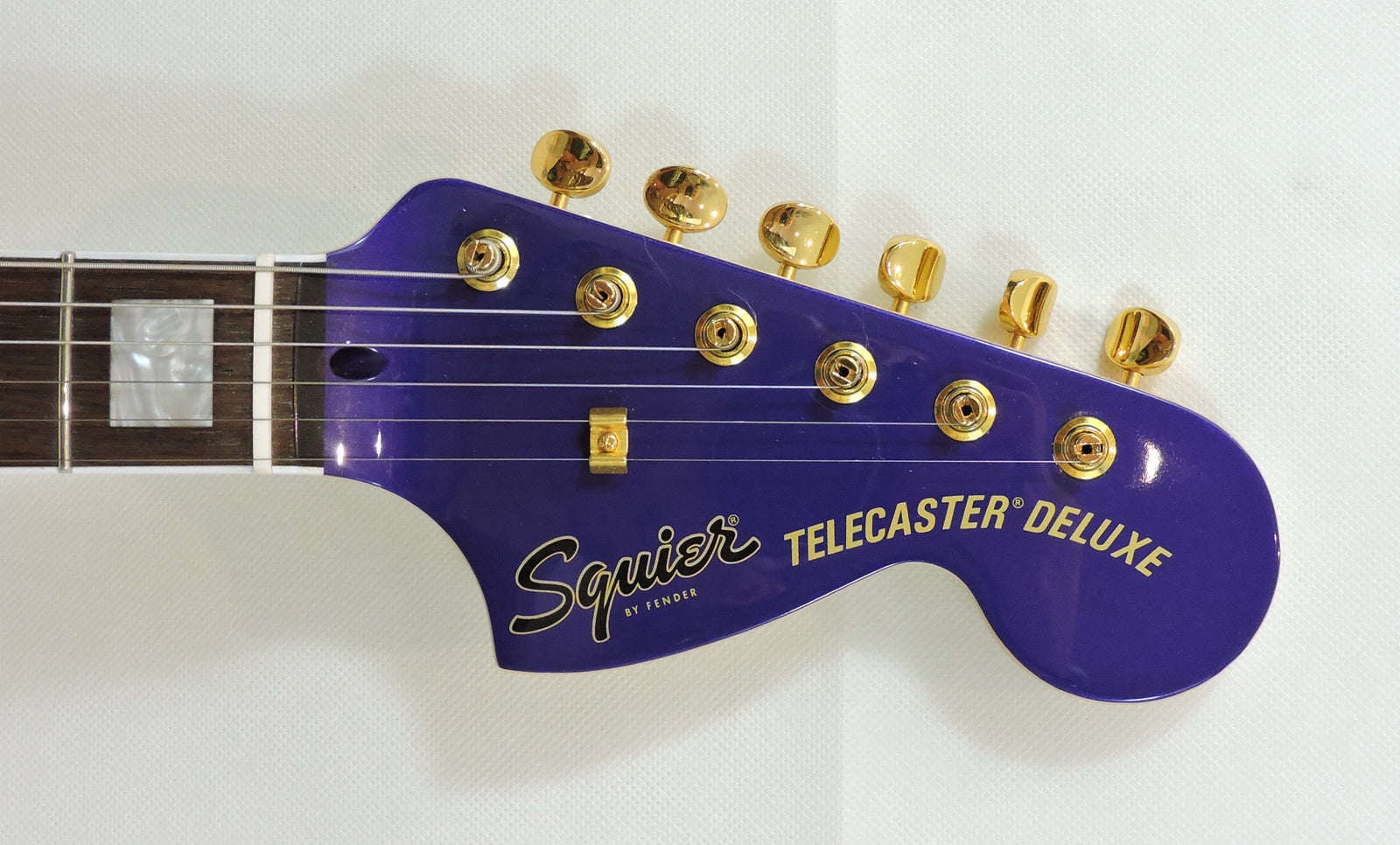 Squier FSR Limited Edition Paranormal Troublemaker Telecaster® Deluxe