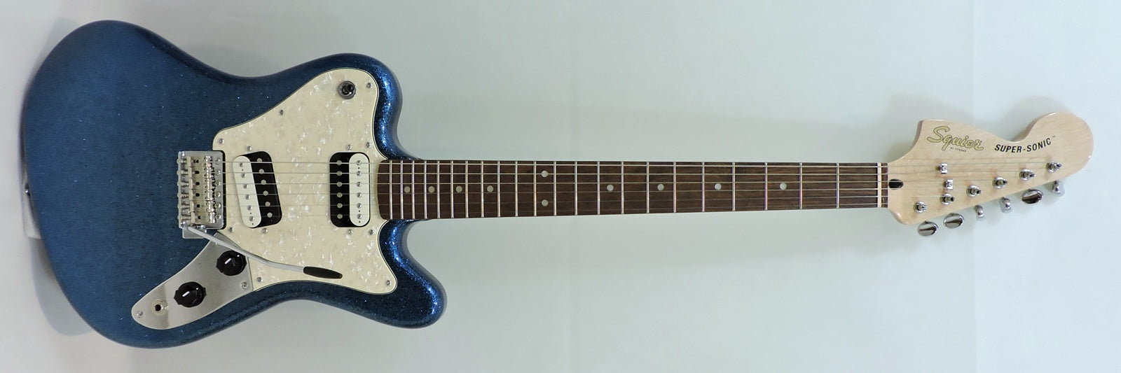 Squier Paranormal Super-sonic Blue Sparkle - Used