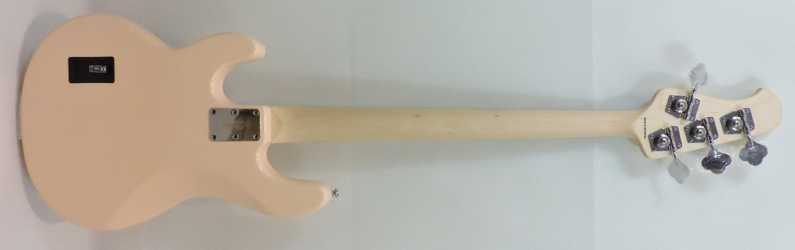 Sterling by MusicMan Sub Ray 4 Bass. Vintage Cream.