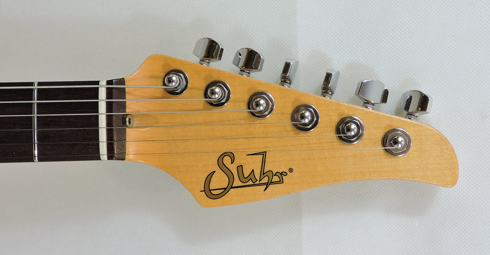 Suhr Classic S Antique HSS. 3-Tone Burst. Mint - Used