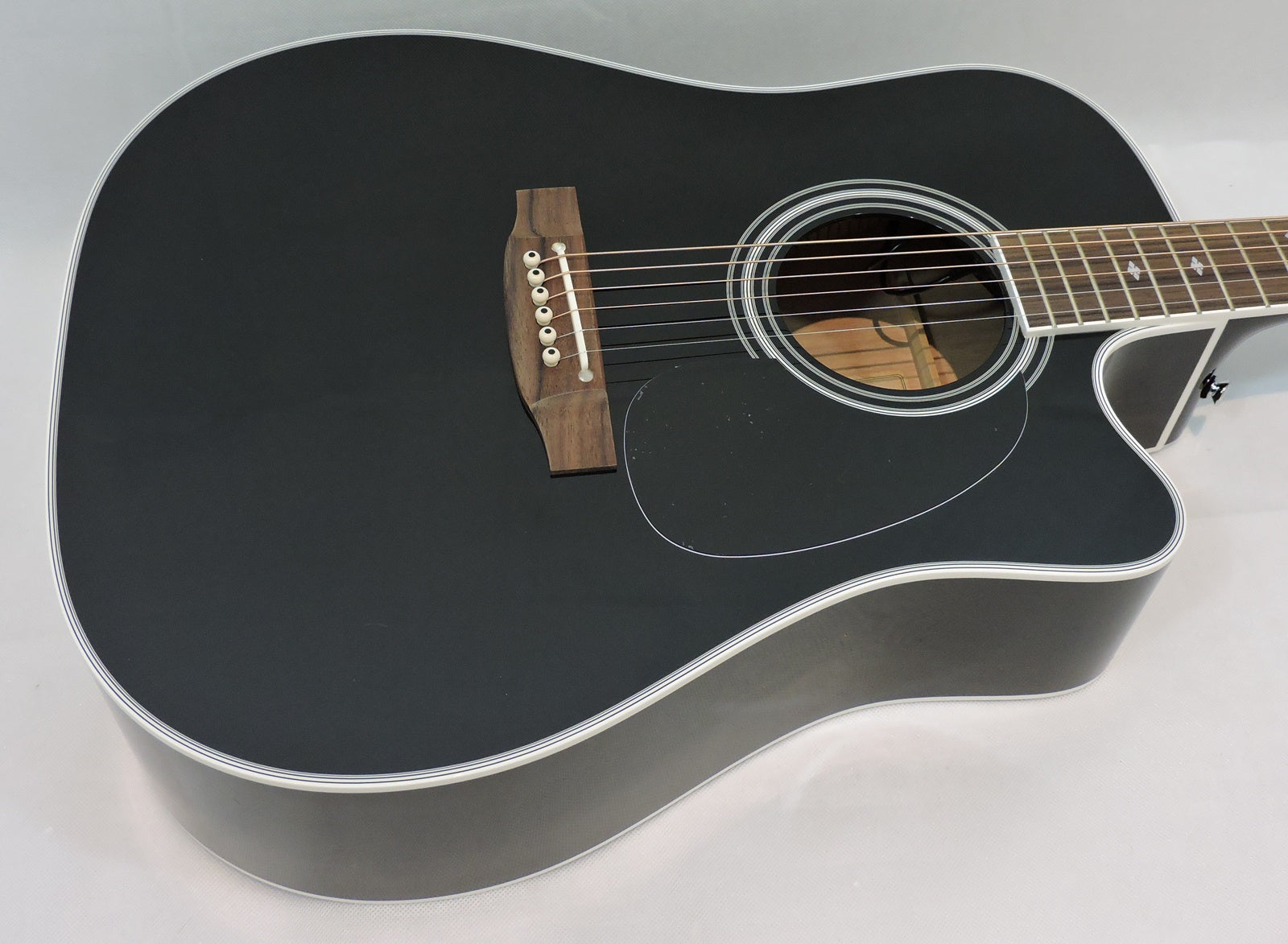 Takamine EF341SC