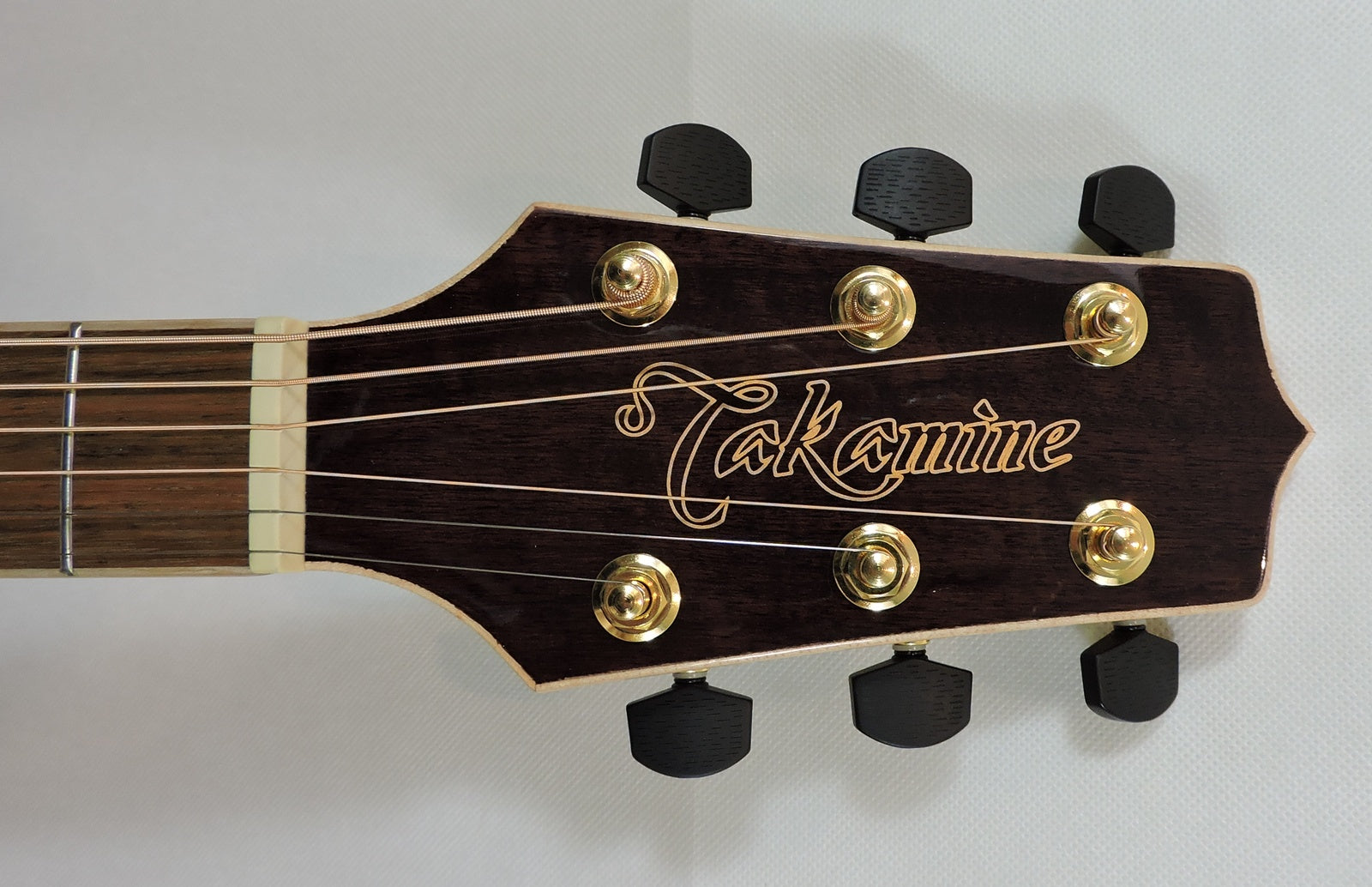 Takamine GN93CE