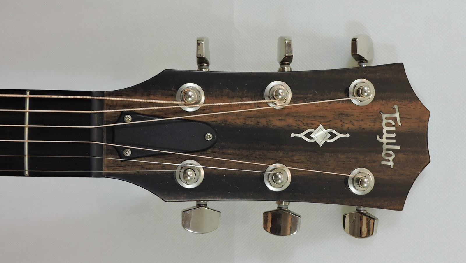 Taylor Grand Pacific 317e - Used