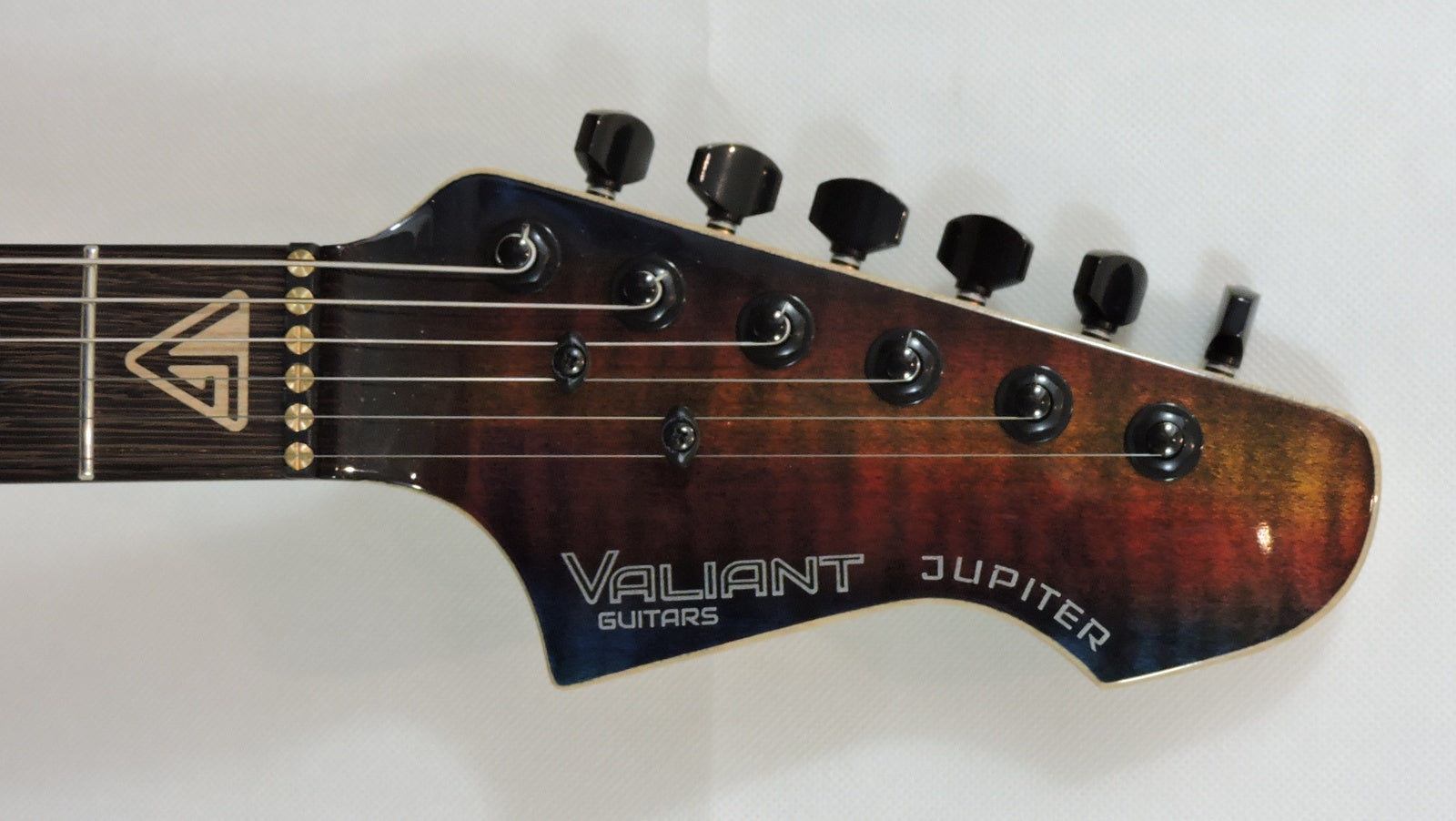 Valiant Jupiter 24 'Afterglow'