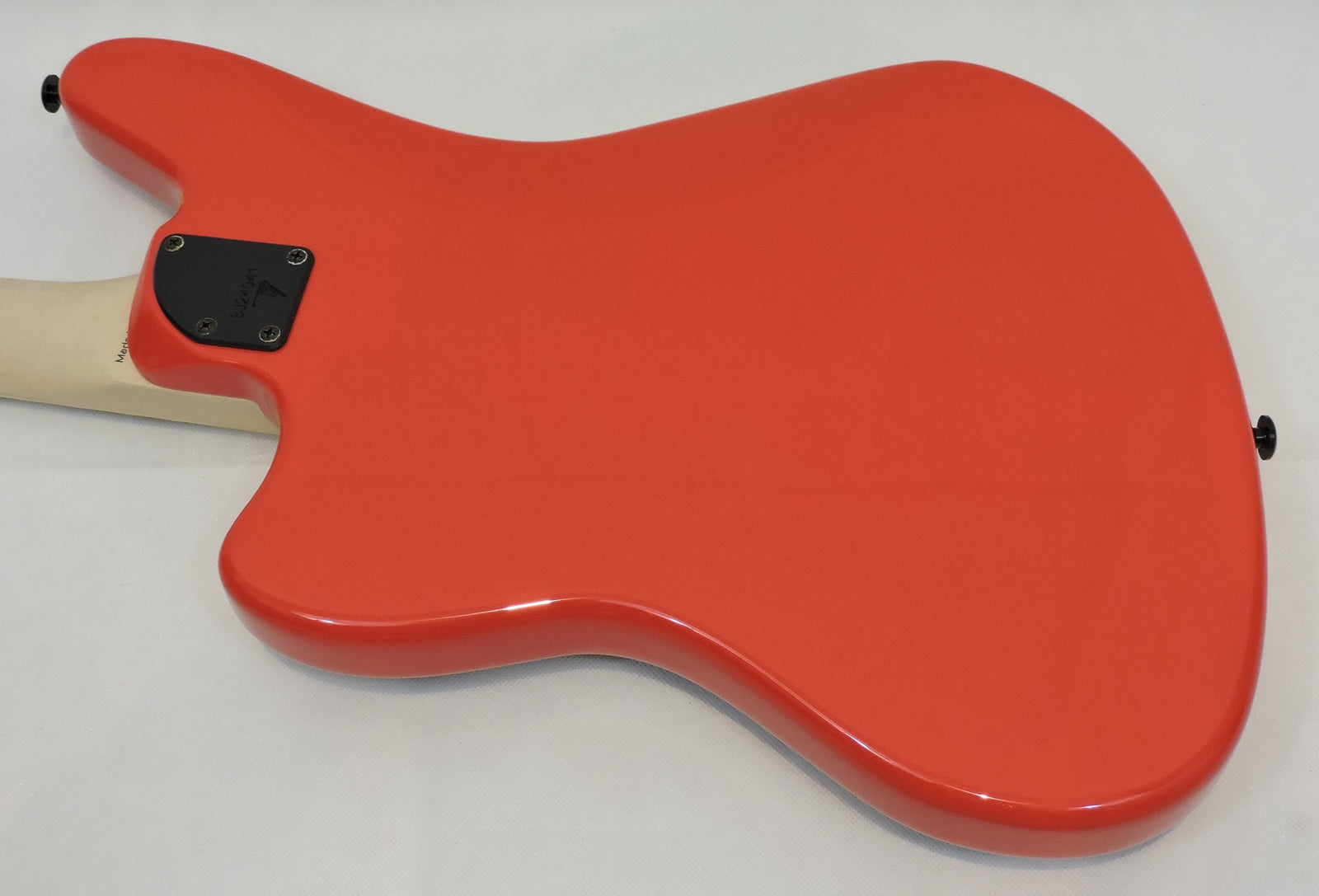 Valiant Jupiter Bass, Lipstick Red Gloss