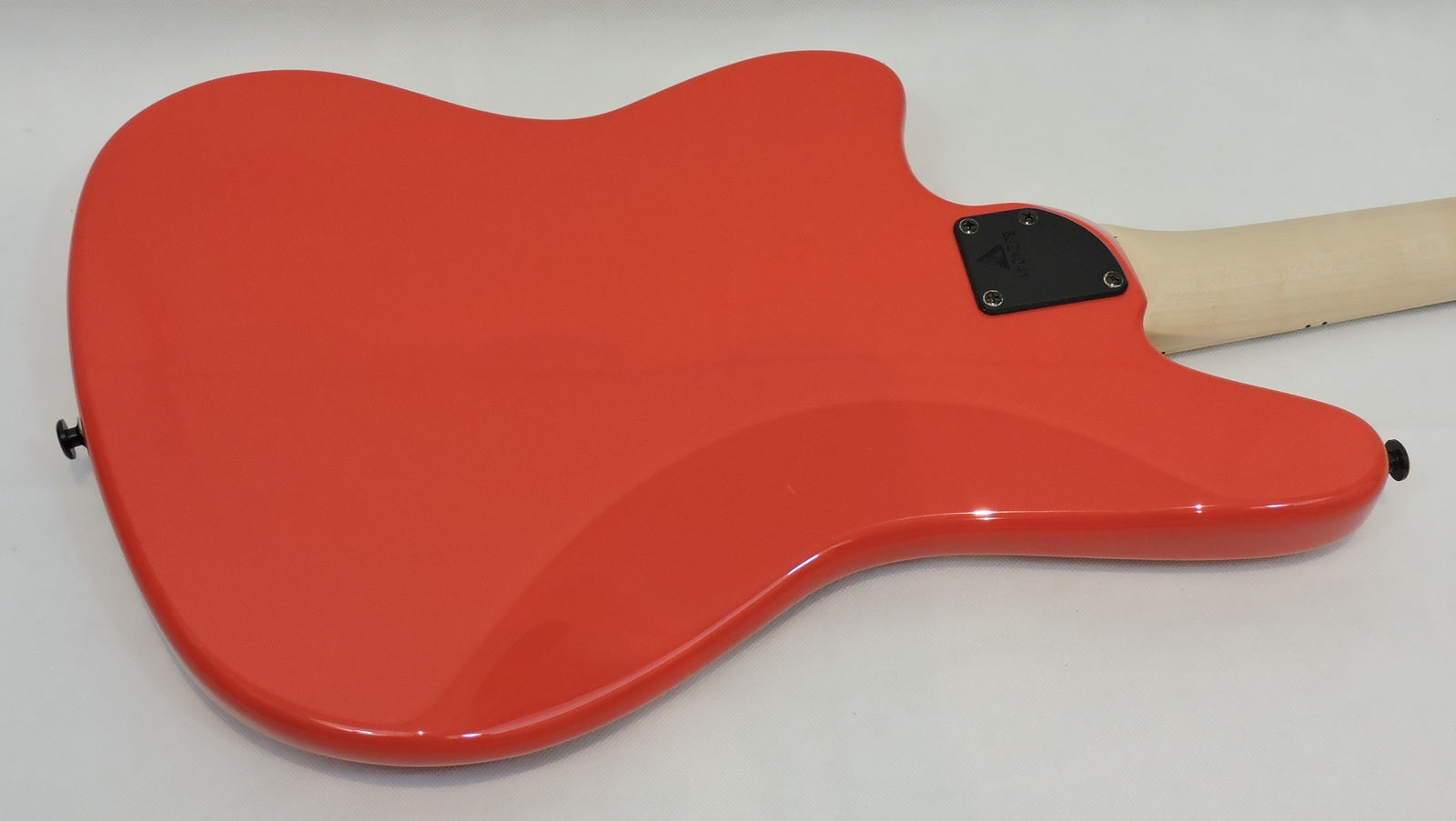 Valiant Jupiter Bass, Lipstick Red Gloss