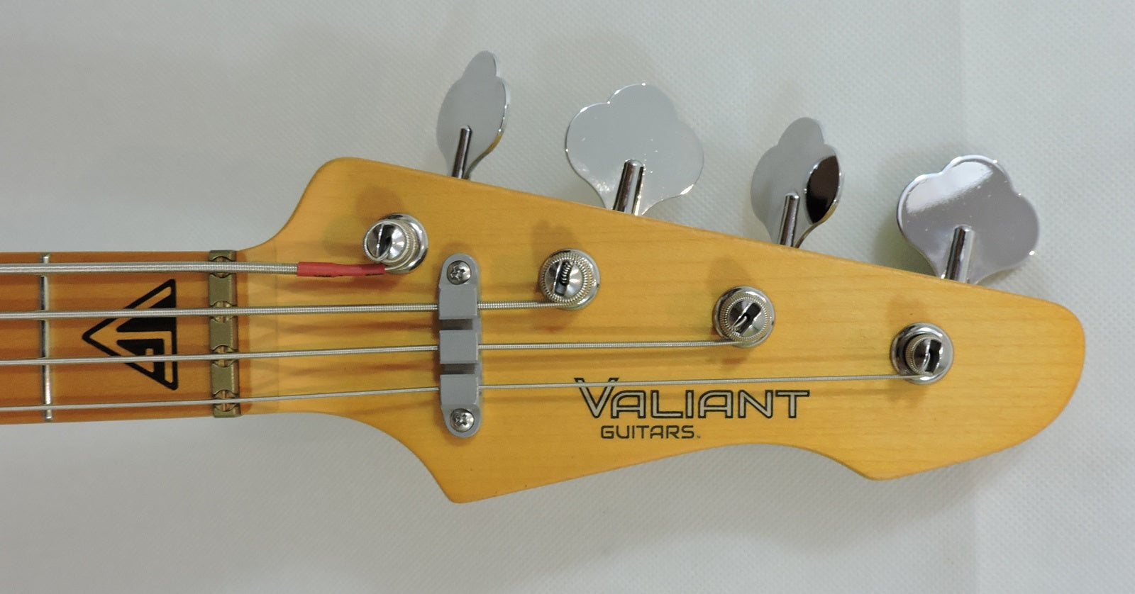 Valiant Mini Bass, Sonic Blue