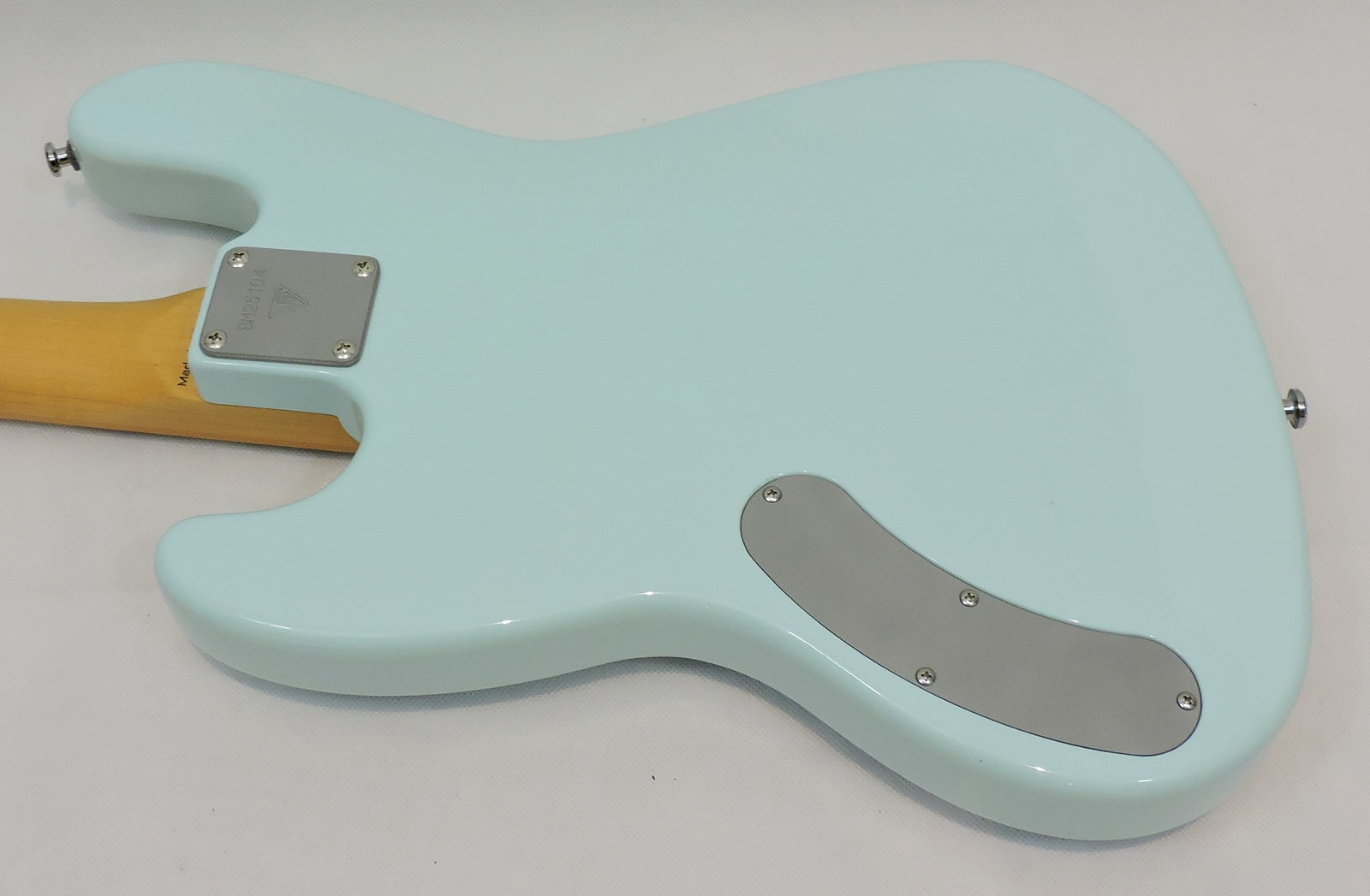 Valiant Mini Bass, Sonic Blue