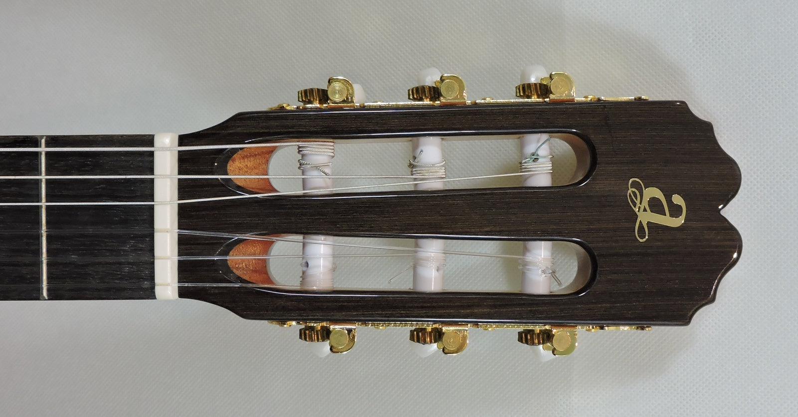 Admira Granada 2024 Electro-Cutaway Thinline Classical Guitar