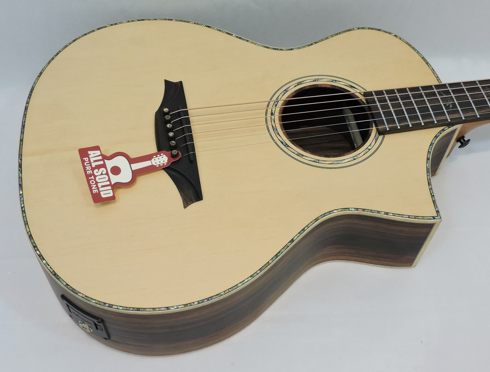 Bromo BAR5CE Rocky Mountain Series Electro-Acoustic. All Solid