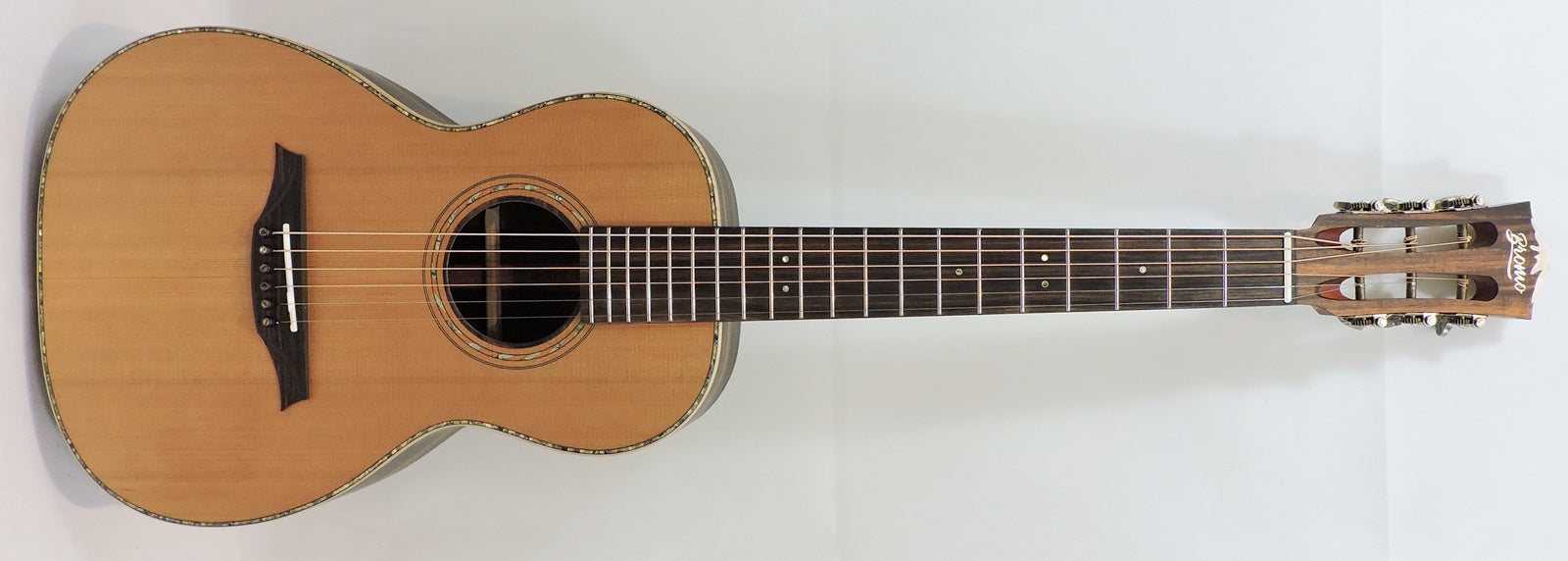 Bromo BAR6E Parlour Guitar
