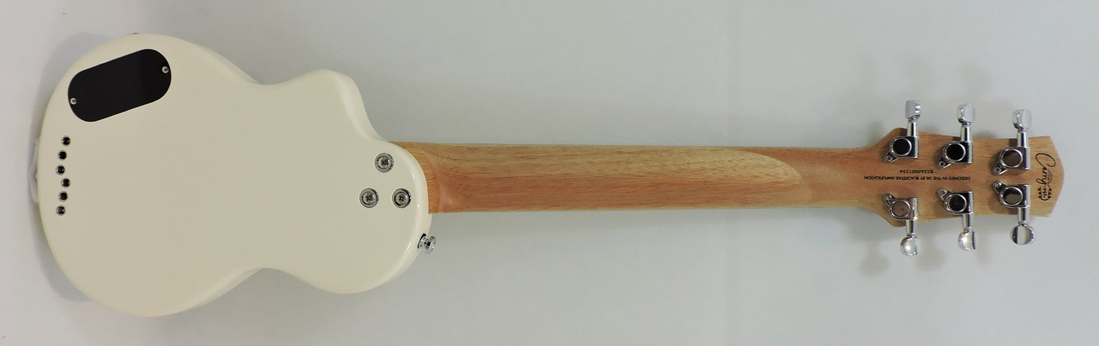 Carry-On ST 'Travel' Guitar. White. By Blackstar including Gig Bag