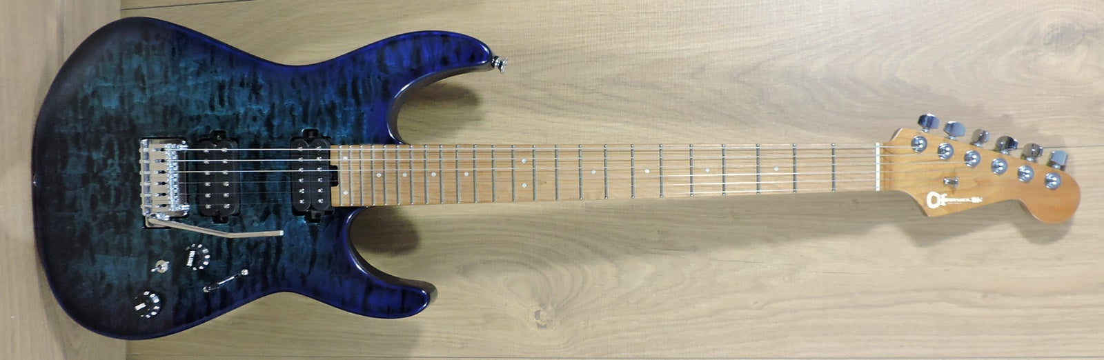Charvel PRO-MOD DK24 HH 2PT Caramelized Maple Fingerboard, Chlorine Burst