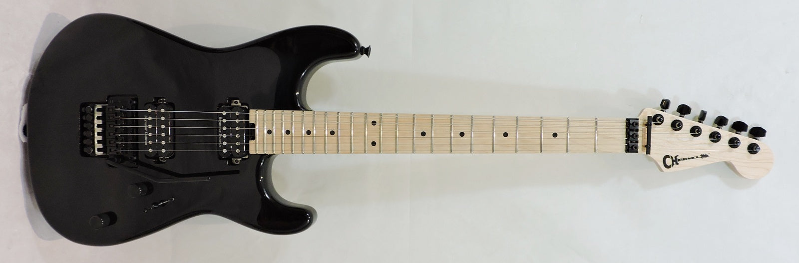 Charvel Pro-Mod San Dimas® Style 1 HH FR MPL, Maple Fingerboard, Gloss Black
