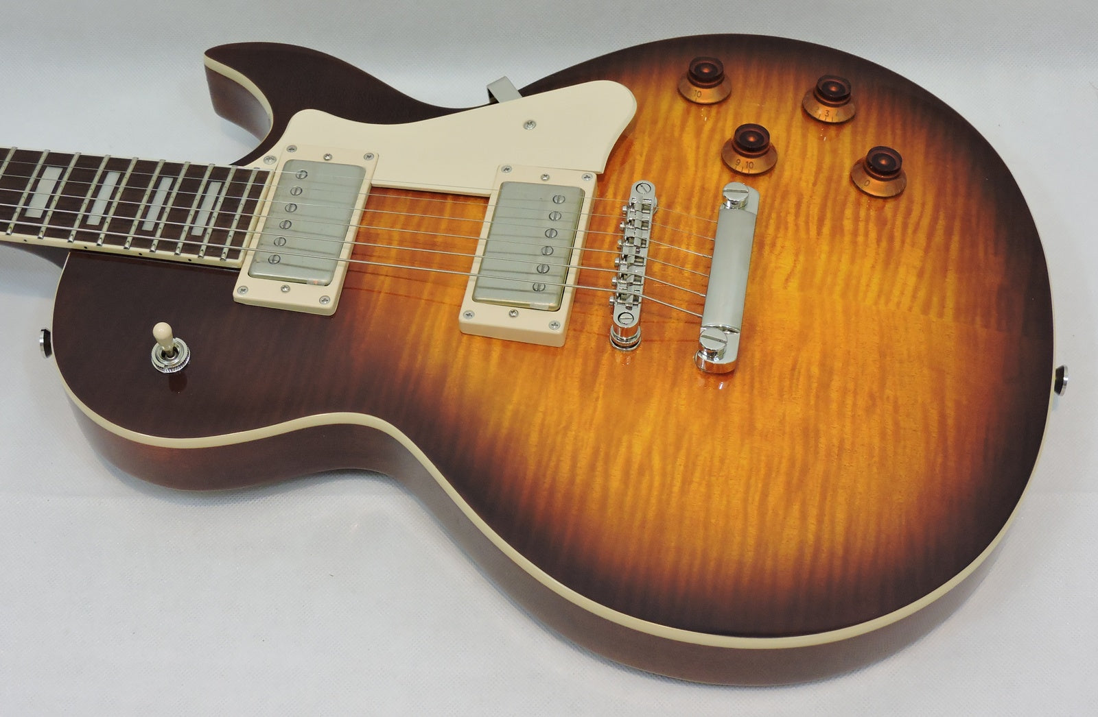Cort Classic Rock CR250 Vintage Burst