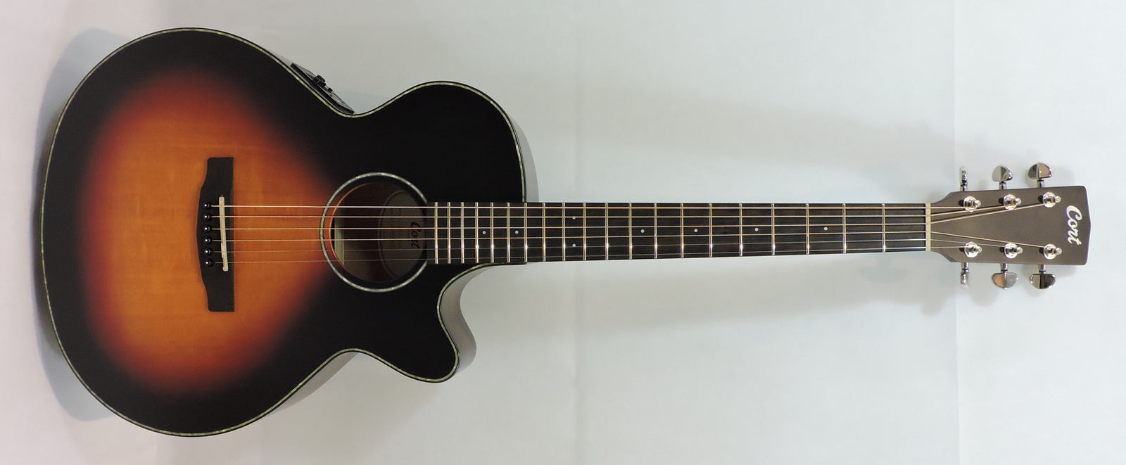 Cort SFXE 3-Tone Sunburst