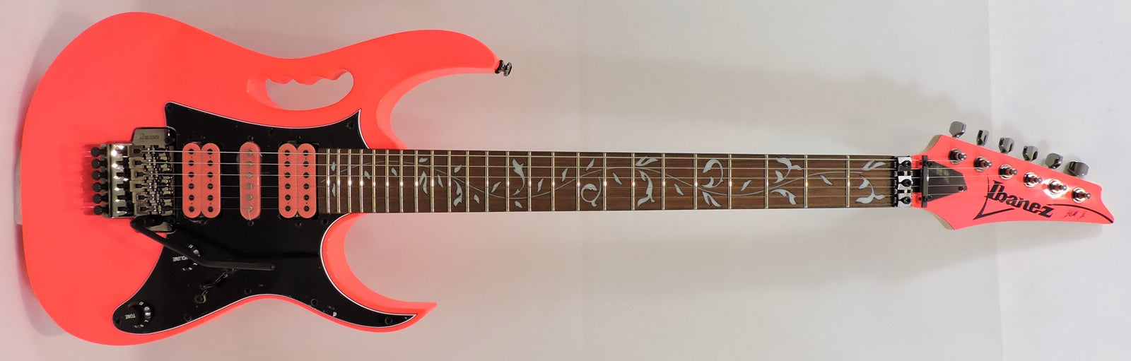 Ibanez JEMJRSP-PK Steve Vai Jem Junior Limited Edition, Pink