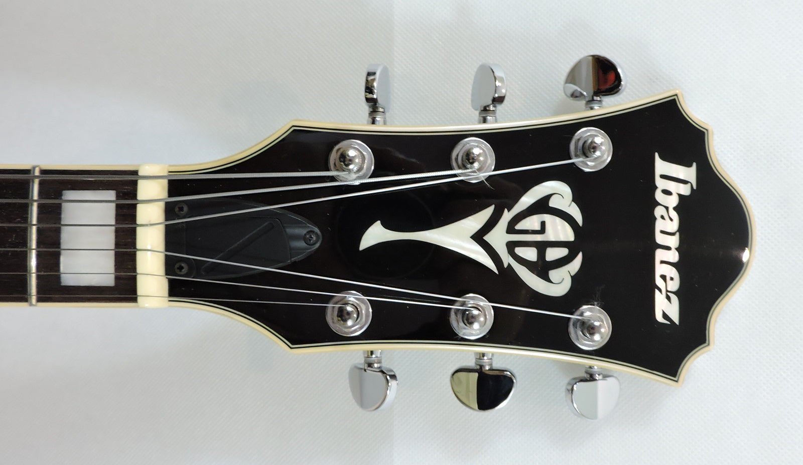 Ibanez GB10EM George Benson Signature, Antique Amber