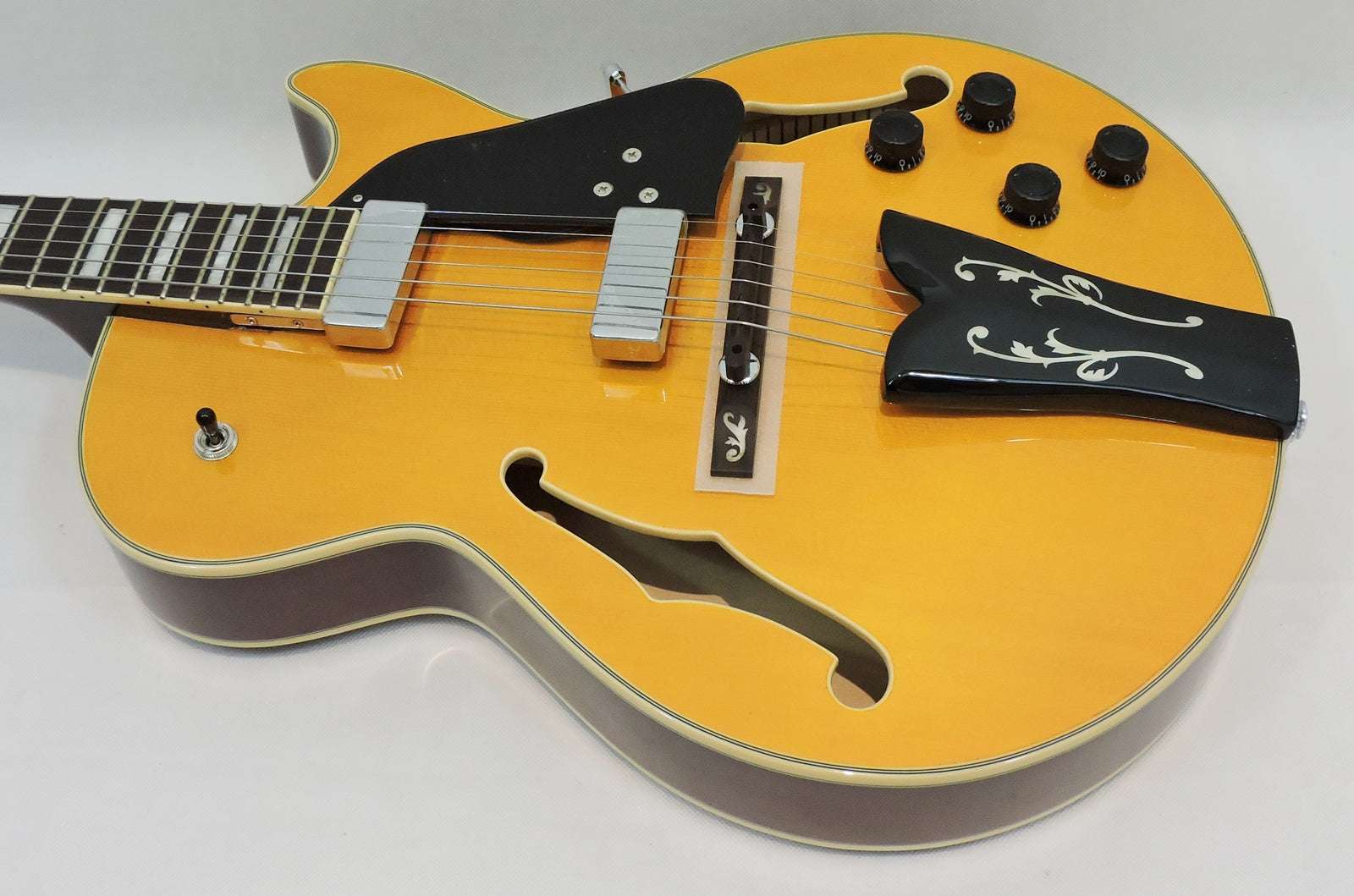 Ibanez GB10EM George Benson Signature, Antique Amber