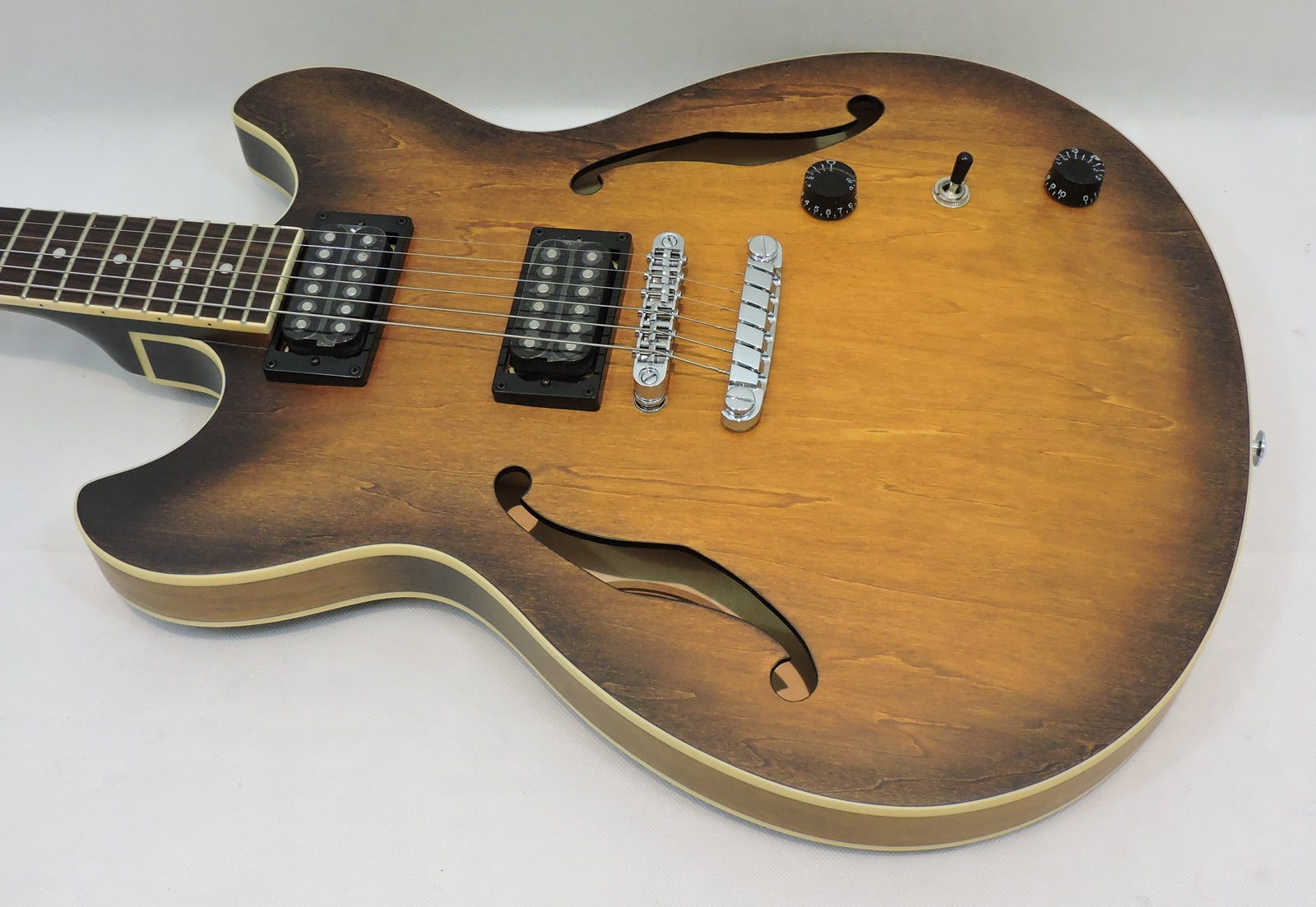 Ibanez Artcore AS53 Semi-Hollow, Tobacco Flat