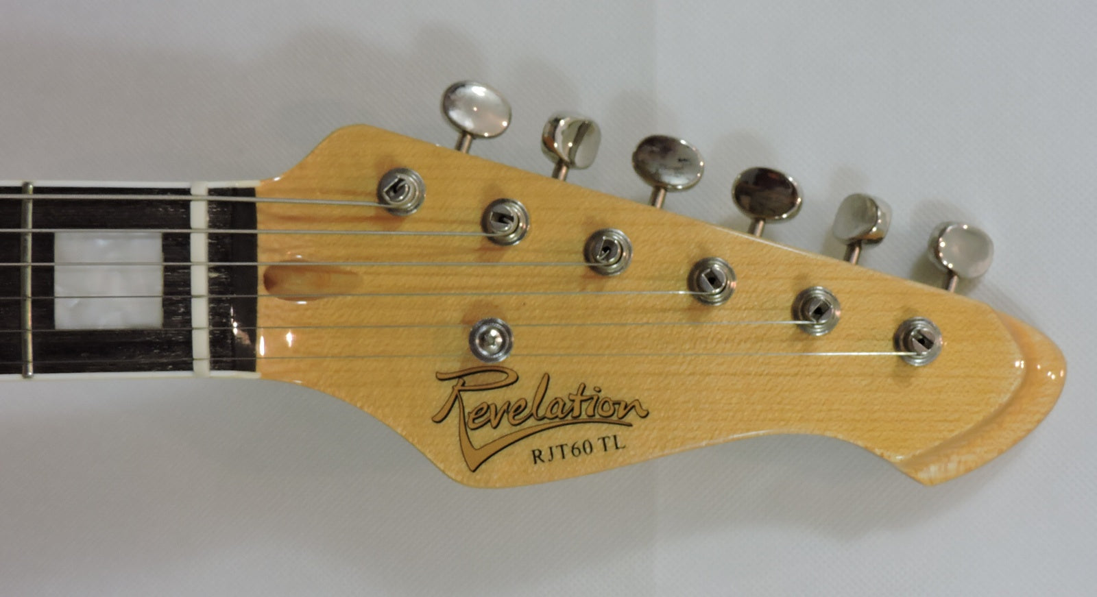 Revelation RJT-60 TL Fiesta Red - Used