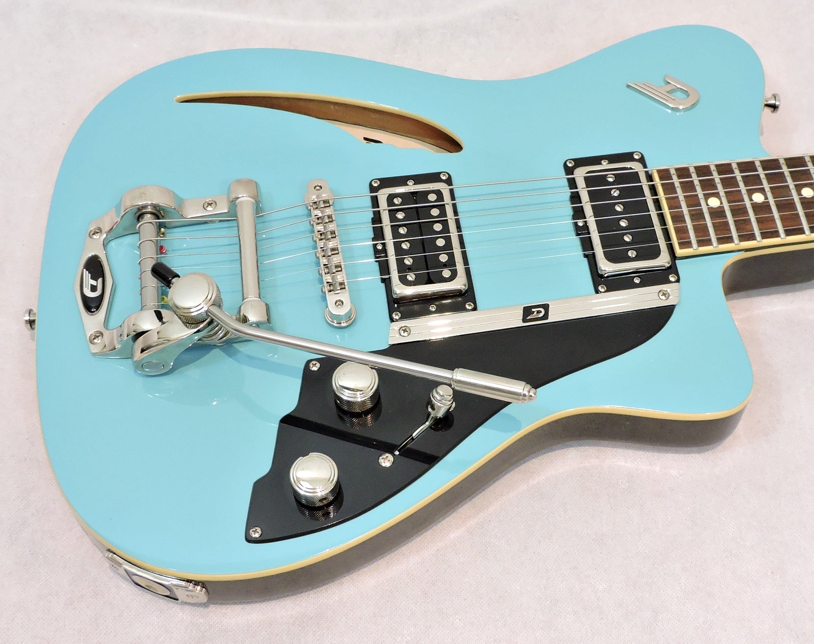 Duesenberg Caribou. Narvik Blue - Used