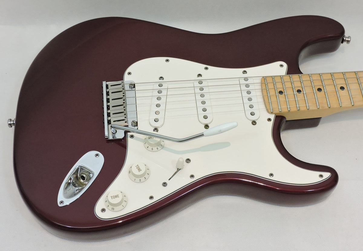 Fender USA Standard Stratocaster - Used