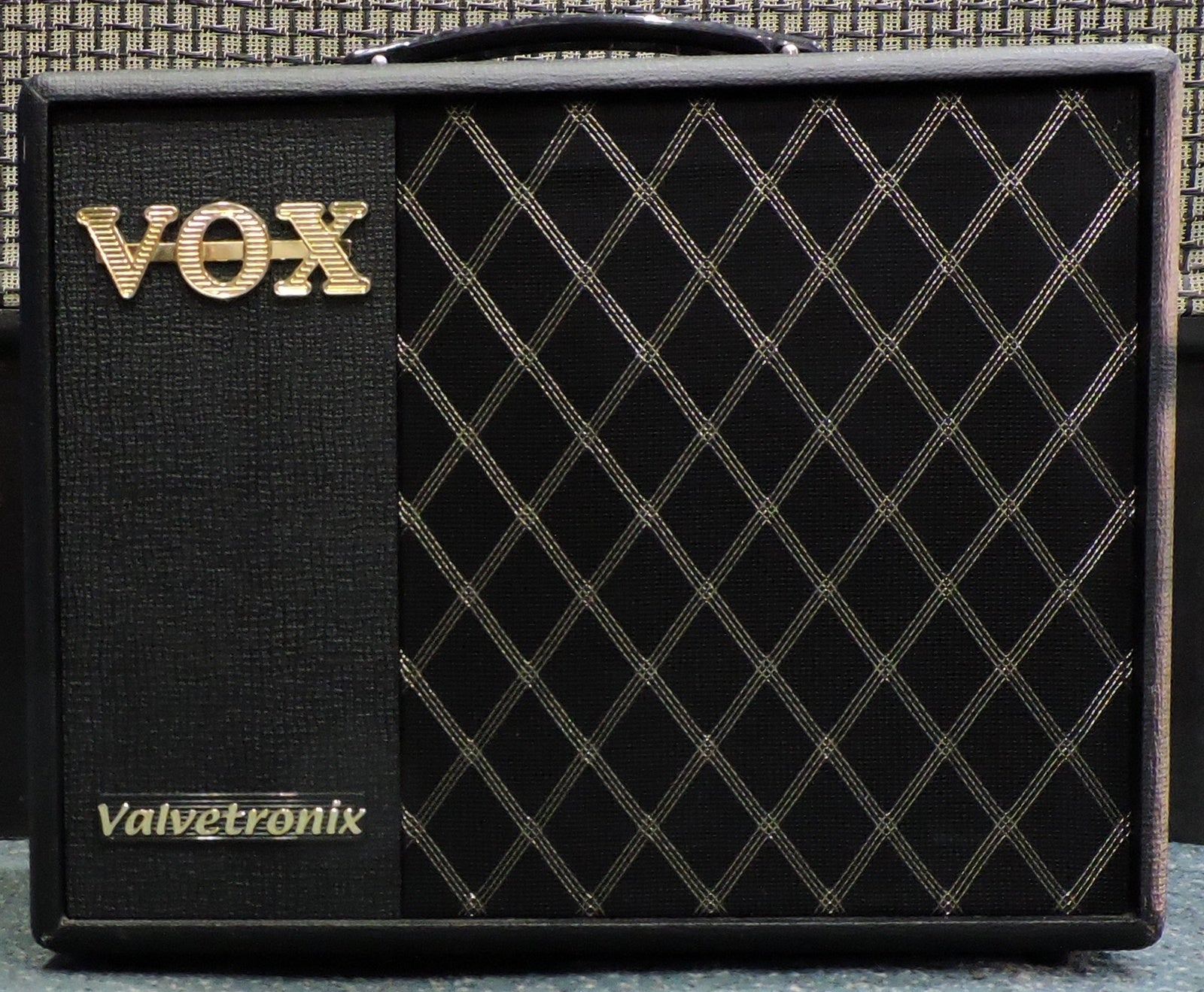 アンプ VOX Valvetronix VT20 Vox VT20 Valvetronix with VFS5 Footswitch - Used – Langley Guitar