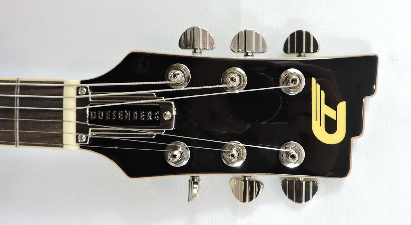 Duesenberg Paloma. White