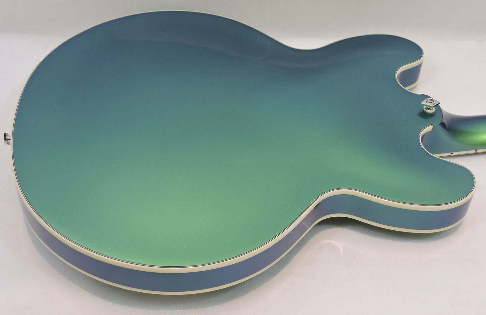 Epiphone ES-355 Futura, Dragonfly Shift