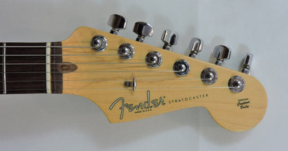 Fender American Series Stratocaster. Butterscotch Blonde