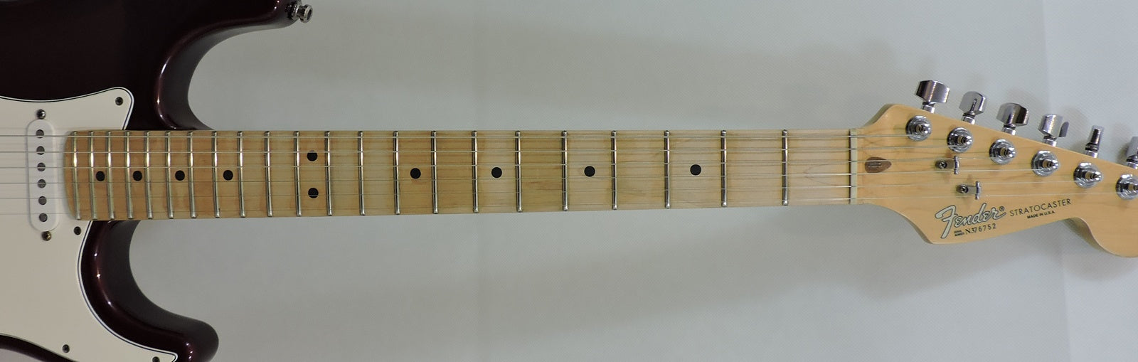 Fender USA Standard Stratocaster - Used