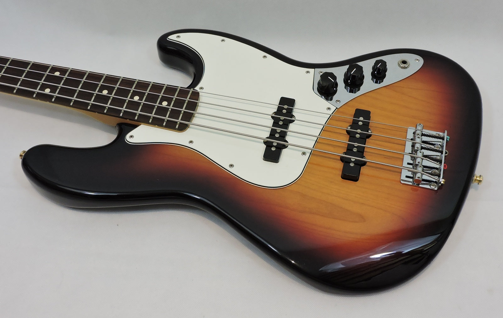Fender Mexican Standard Jazz Bass - Used – Langley Guitar Centre
