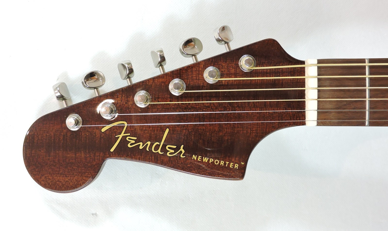 Fender Newporter Player Left Handed. Natural