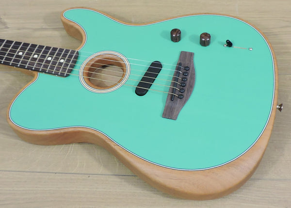 Fender Acoustasonic® Limited Edition Player Telecaster Sea Foam Green