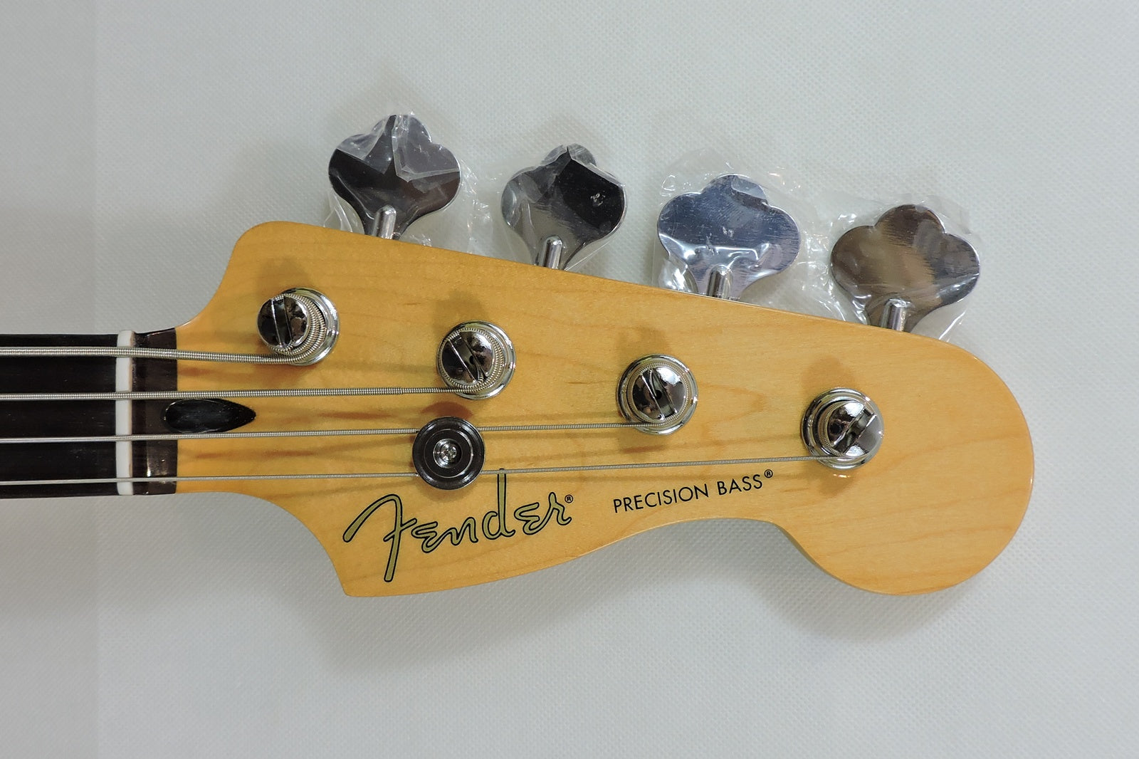 Fender 75th Anniversary Player II Precision Bass, Daphne Blue