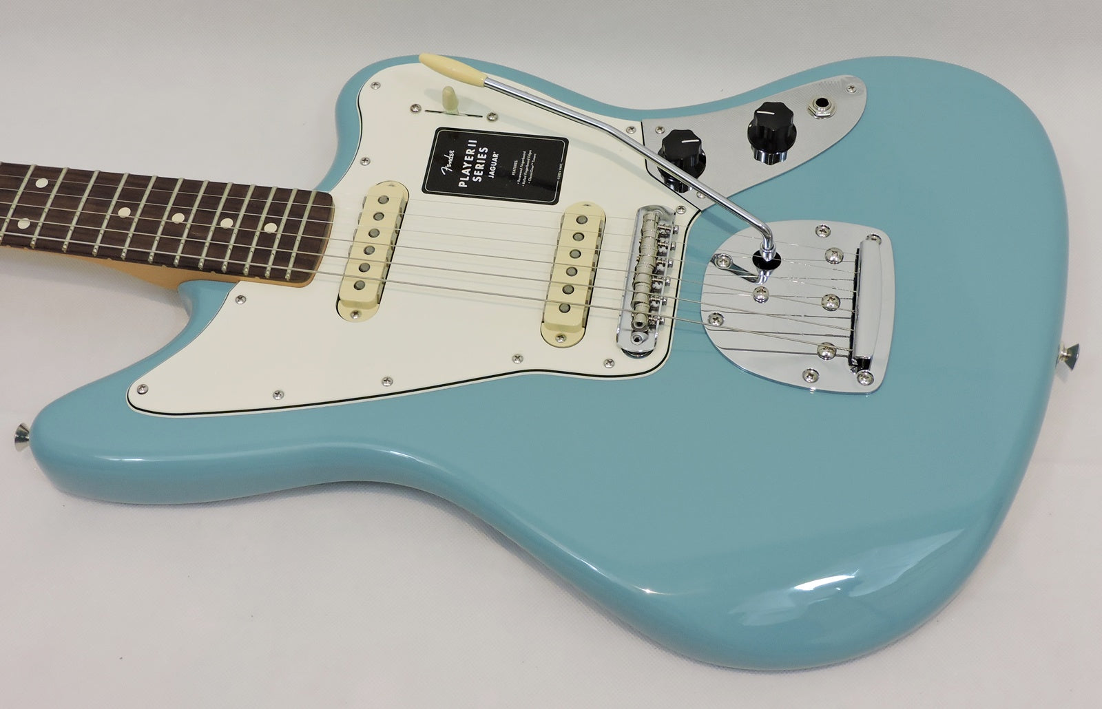 Fender Player II Jaguar®, Rosewood Fingerboard, Aquatone Blue