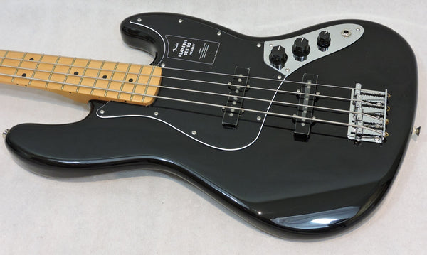 Fender Player II Jazz Bass®, Maple Fingerboard, Black