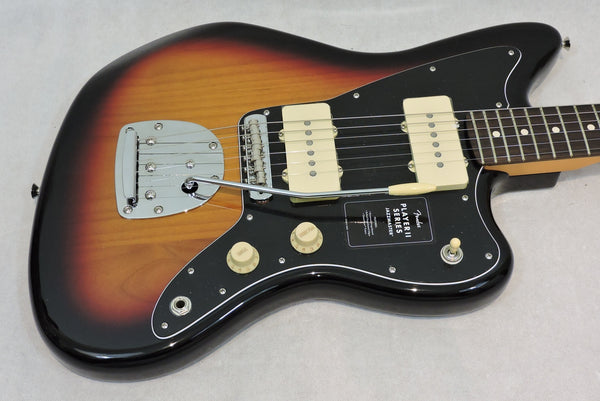 Fender Player II Jazzmaster®, Rosewood Fingerboard, 3-Tone Sunburst