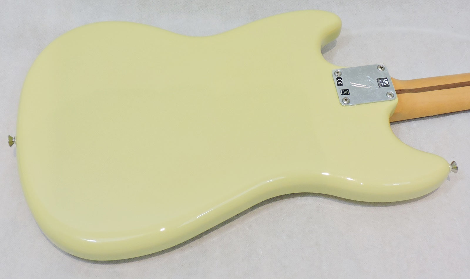 Fender Player II Mustang Bass PJ. Hialeah Yellow - ON OFFER BETWEEN 16TH FEB - 9TH MARCH