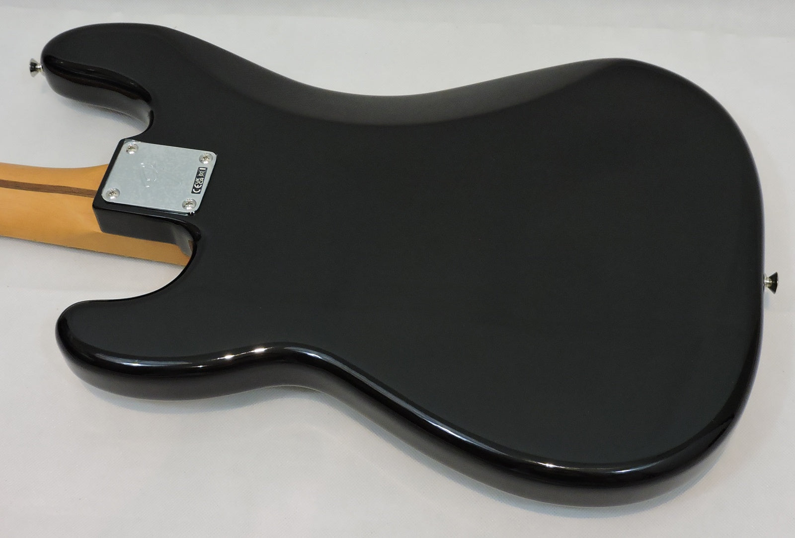 Fender Player II Precision Bass, Maple Fingerboard, Black