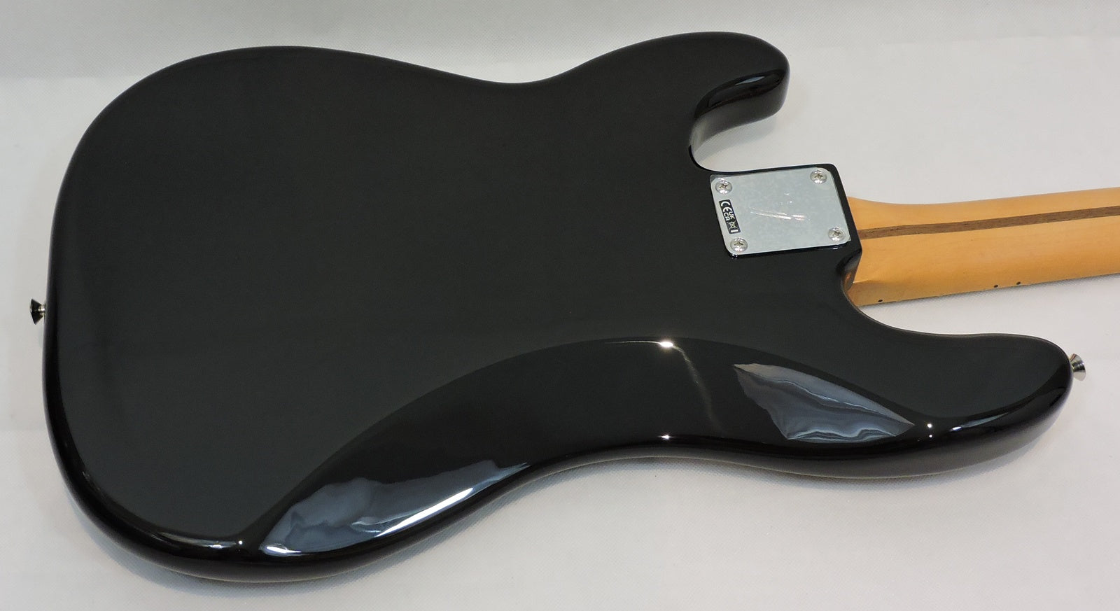 Fender Player II Precision Bass, Maple Fingerboard, Black