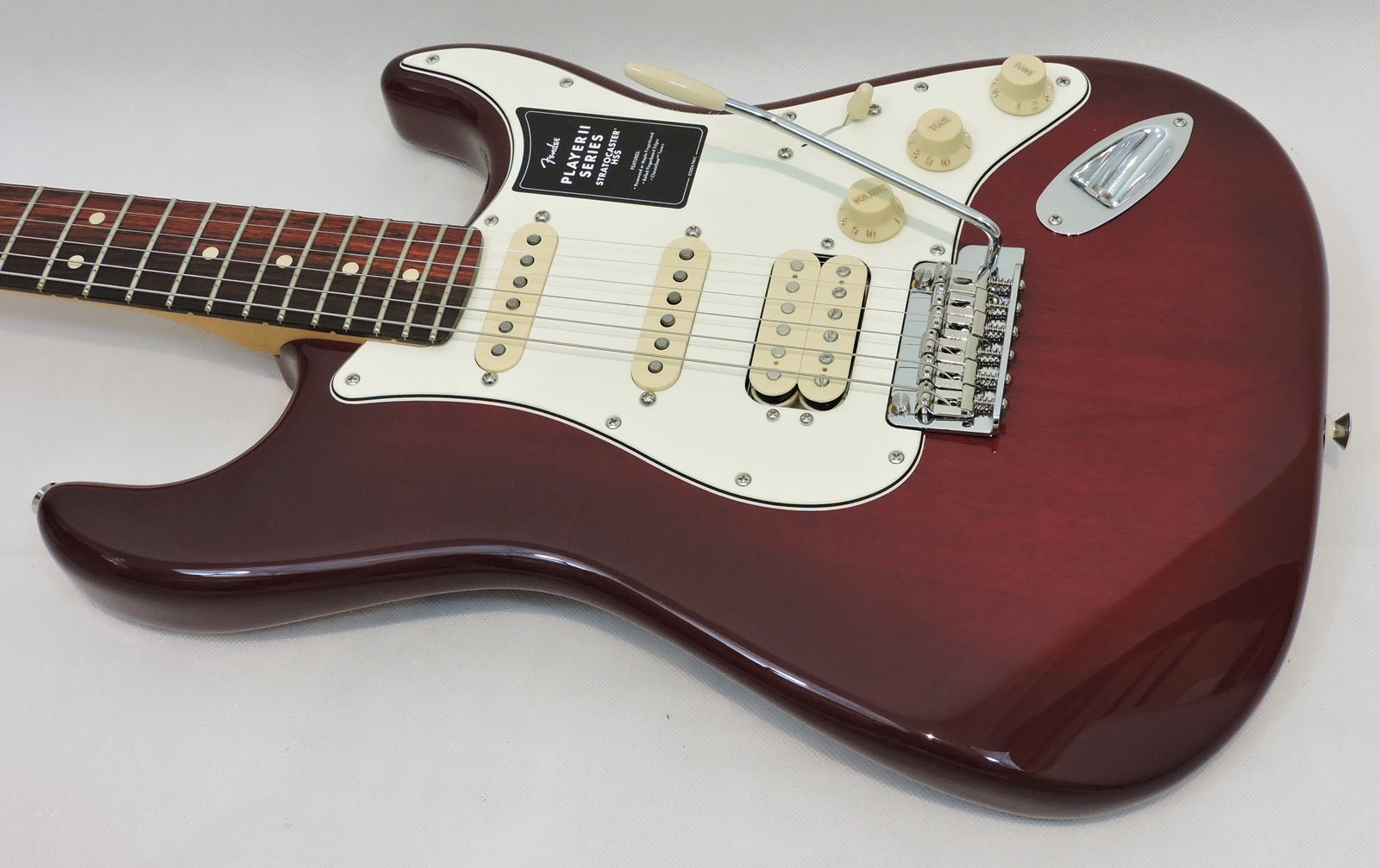 Fender Player II Stratocaster HSS, Rosewood Fingerboard, Transparent Cherry Burst