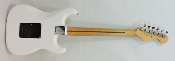 Fender Player II Stratocaster® Left-Hand, Rosewood Fingerboard, Polar White