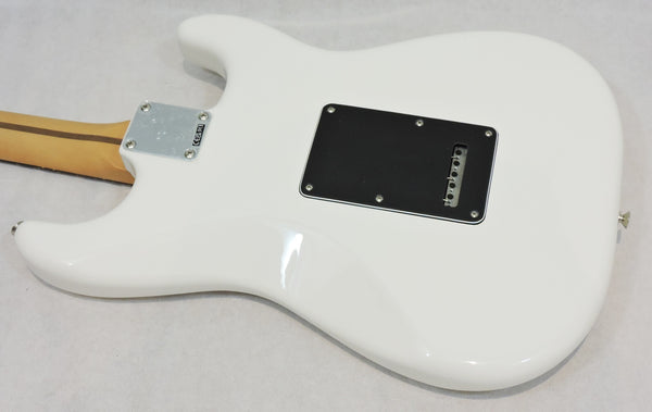 Fender Player II Stratocaster® Left-Hand, Rosewood Fingerboard, Polar White